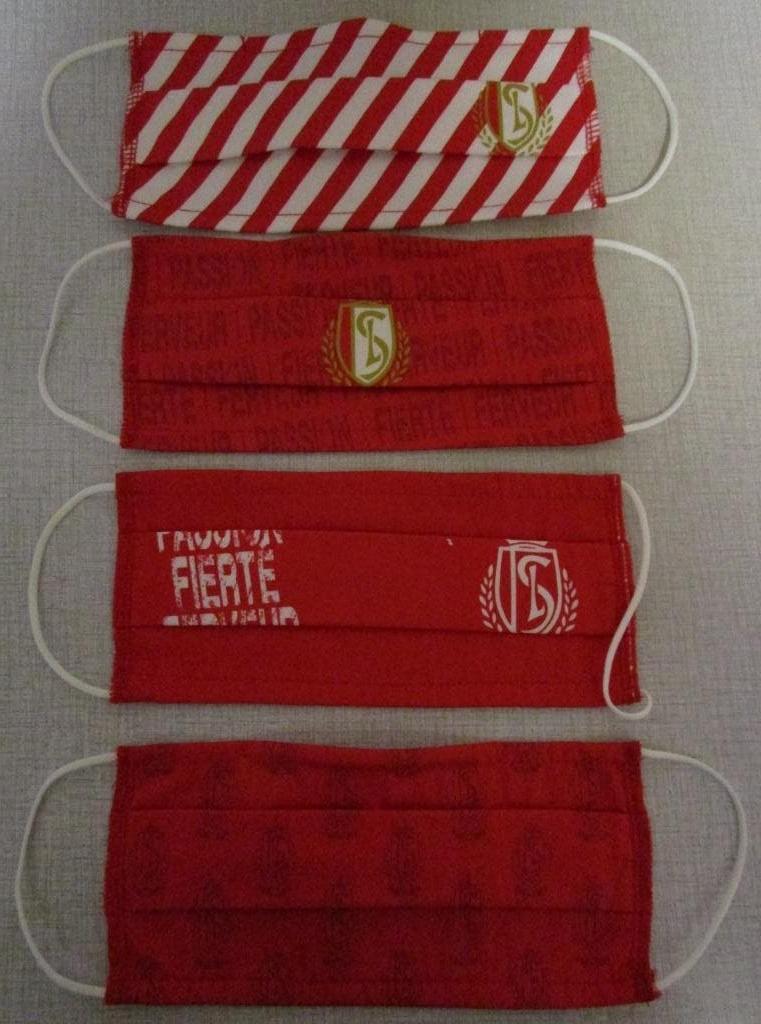 Set van 4 NIEUWE mondmaskers supporter Standard de Liège, Verzamelen, Sportartikelen en Voetbal, Ophalen of Verzenden, Nieuw, Overige typen