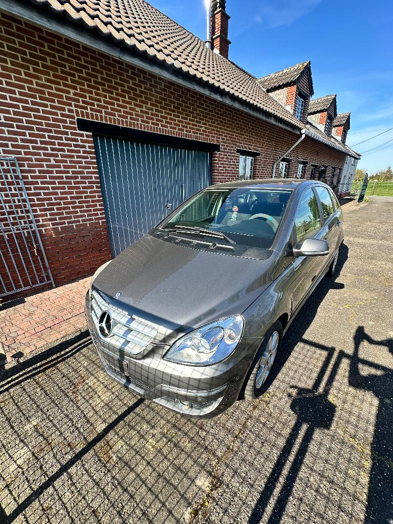 Mercedes B180CDI, Autos, Achat, 175 kW, Particulier, Tissu