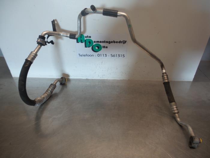 Tuyau clim d'un Volkswagen Touran (Touran 03-), Volkswagen, -, 3 mois de garantie, Utilisé