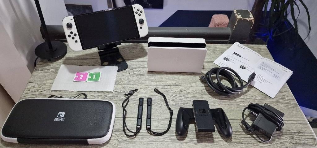 console switch OLED BLANCHE ( complete +garantie), Enlèvement ou Envoi, Comme neuf