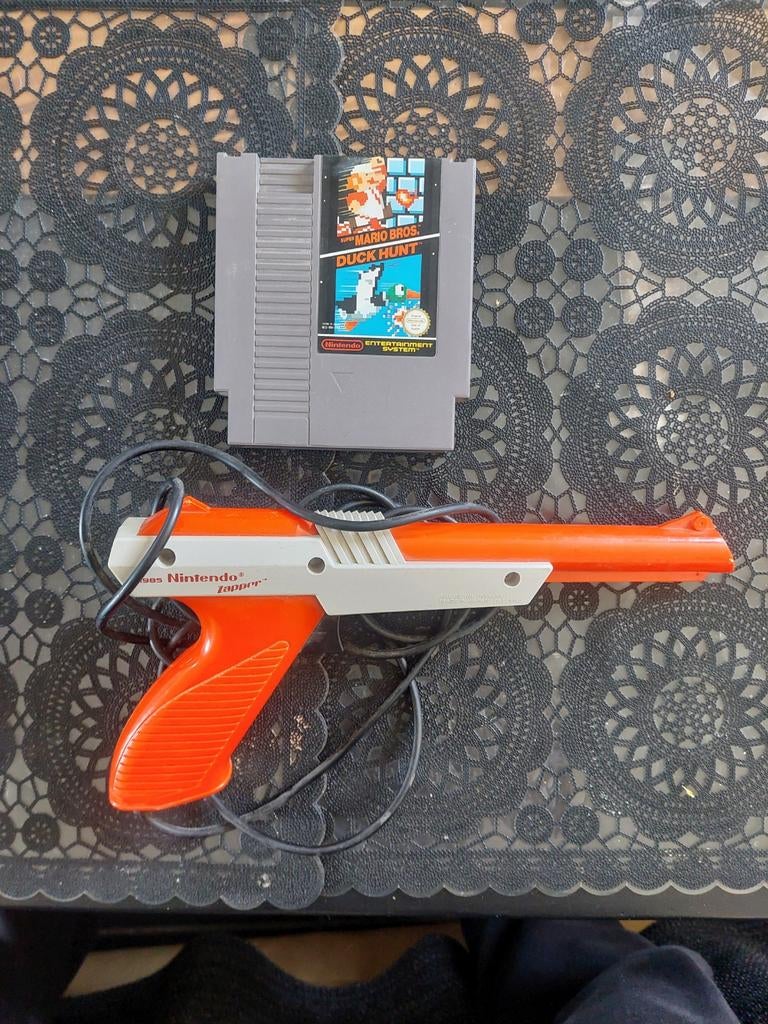 Jeux nes + zapper nes, Consoles de jeu & Jeux vidéo