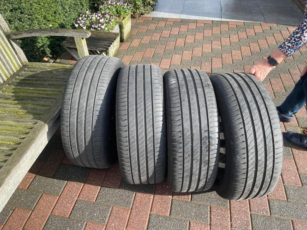 JANTES Volvo S60/V60 18' Inscription avec pneus d'été, Véhicule de tourisme, Pneus été, 18 pouces, Enlèvement