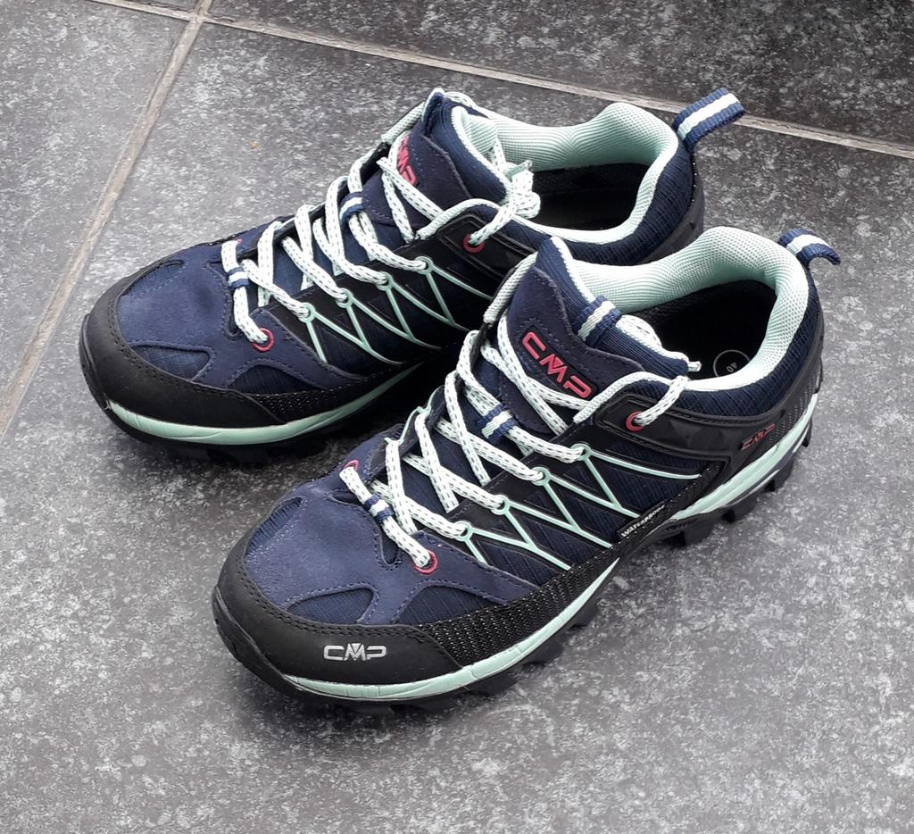 Chaussures de marche femme CMP Rigel Low trekking shoe wp 40, Vêtements | Femmes, Chaussures de marche, Enlèvement ou Envoi, Porté