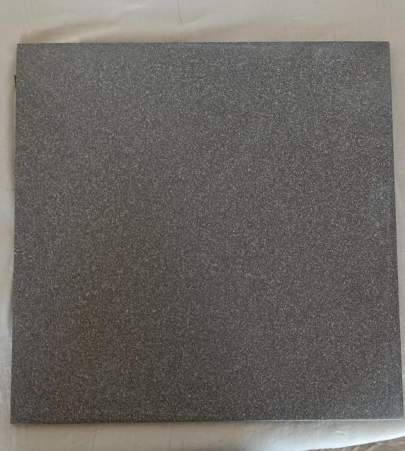 Carrelage gris, Ophalen, Zo goed als nieuw