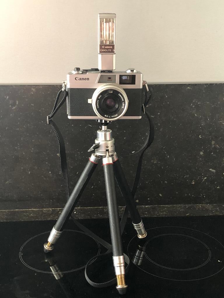 vintage retro CANON fotocamera met lens 40mm, Antiquités & Art, Curiosités & Brocante, Enlèvement ou Envoi