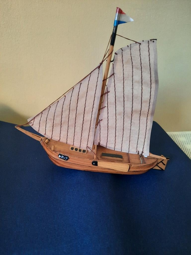 Minnie houten bootje 17 cm, Ophalen of Verzenden, Zo goed als nieuw