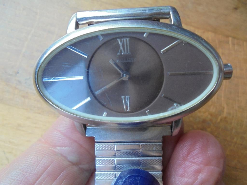 Ovale vintage RODANIA uurwerk  24125, werkt, Overige merken, Gebruikt, Staal, Polshorloge