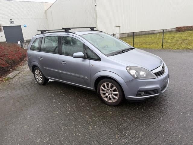 Opel Zafira 7 pers, Autos, Argent ou Gris, Achat, 110 kW, 7 places