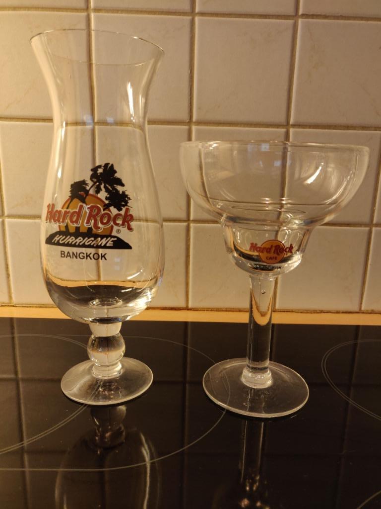 Ensemble de 2 verres Hard Rock Café Bangkok, Collections, Enlèvement, Comme neuf, Autres types