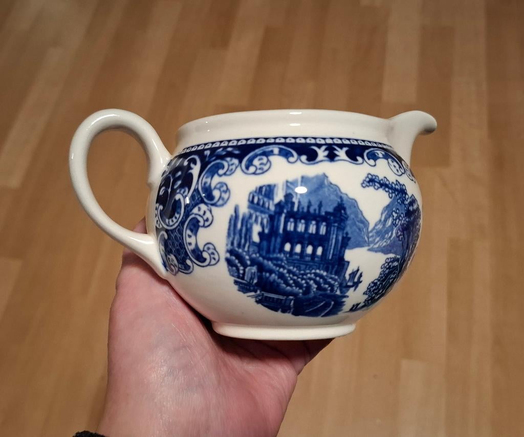 Castillo Maastricht Petrus Regout antiek juskom/melkkannetje, Ophalen of Verzenden