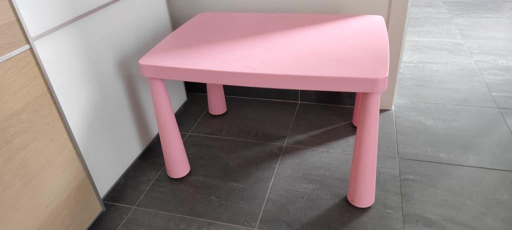 Roze Ikea speel en tekentafel, Kinderen en Baby's, Ophalen