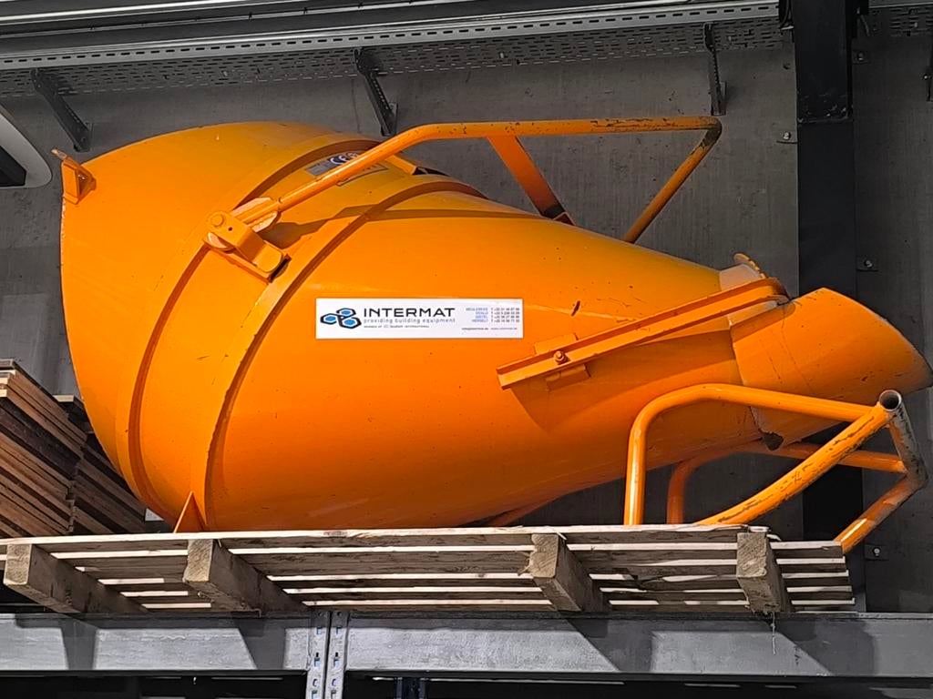 Betonbak, betonkubel 750liter amper gebruikt, Enlèvement