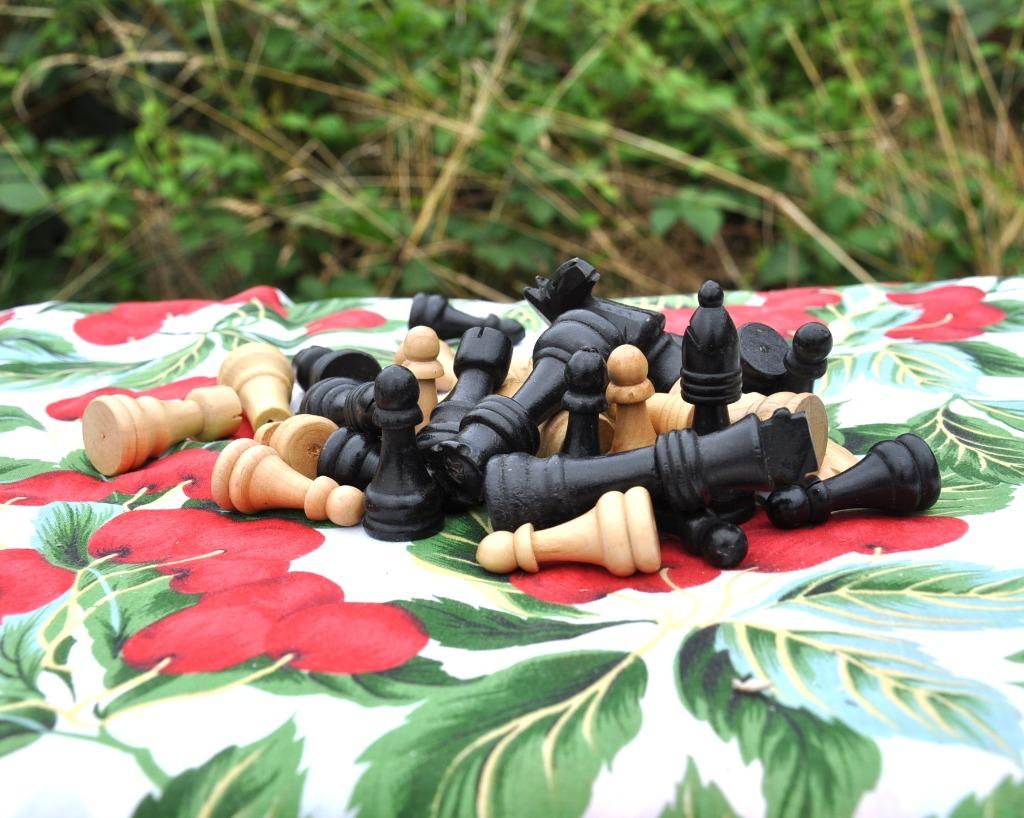 pion de jeu d'échec en bois manque reine blanche, 1 ou 2 joueurs, Enlèvement ou Envoi, Utilisé