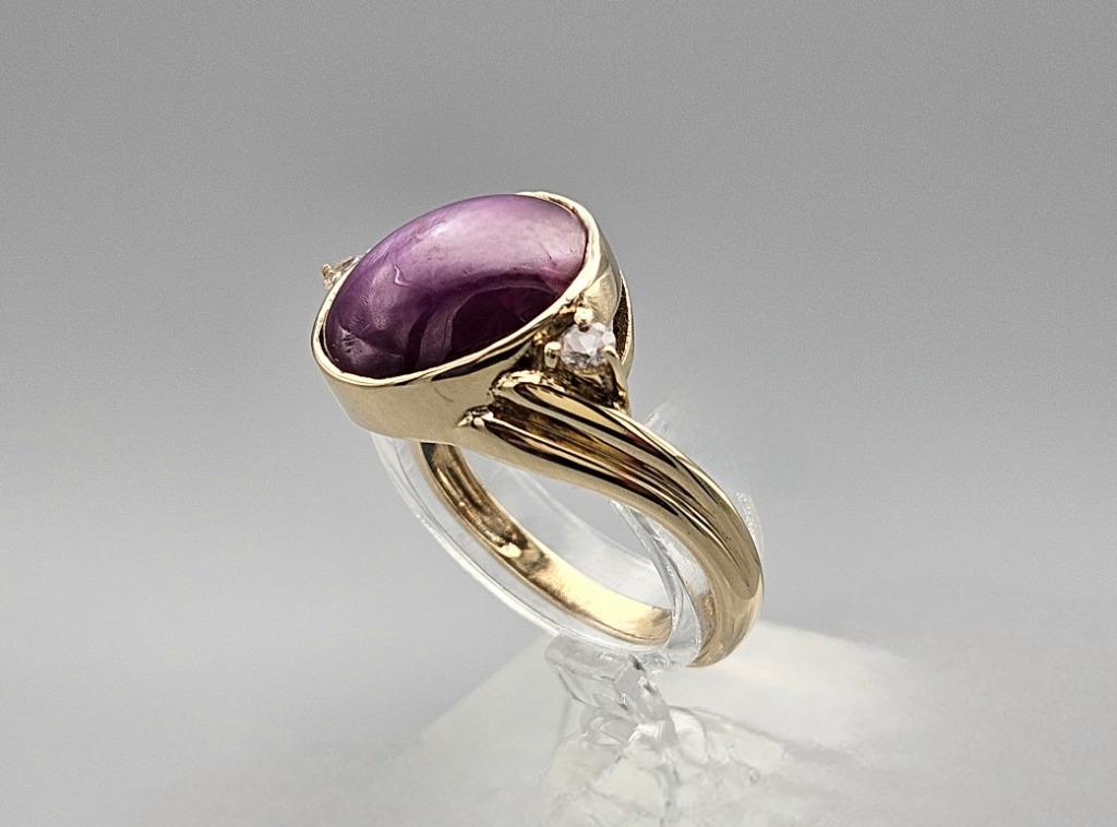 Bague vintage en or avec étoile, rubis et diamant. 2024/231., Bijoux, Sacs & Beauté, Enlèvement ou Envoi, Or, Bague, Avec pierre précieuse