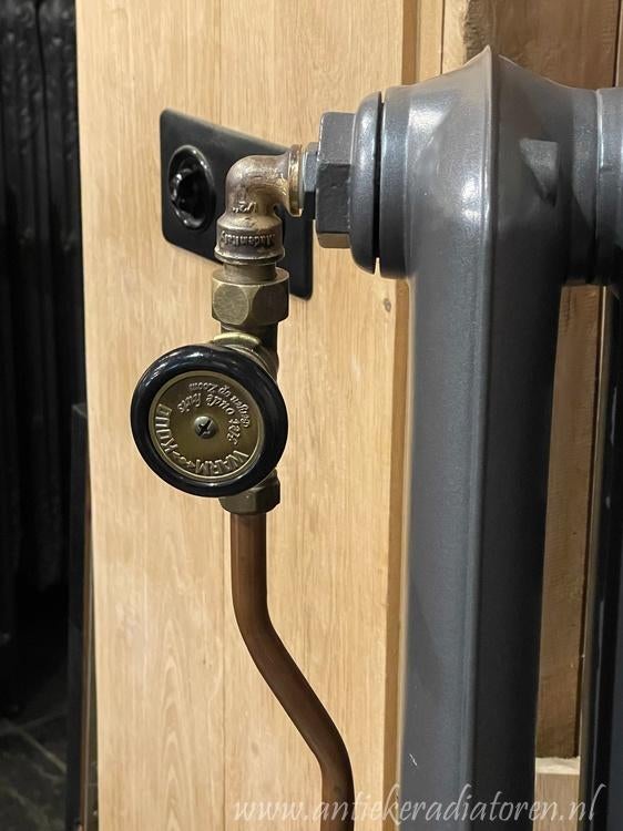 Rechte radiatorkraan - antieke radiatoren, Doe-het-zelf en Bouw, Verwarming en Radiatoren, Nieuw, Overige typen, 800 watt of meer
