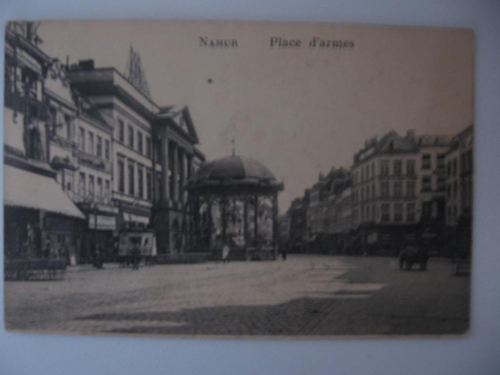 Namen ansichtkaart. Place d'armes, gestempeld 1921. Conditie, Ophalen of Verzenden, 1920 tot 1940, Gelopen, Namen