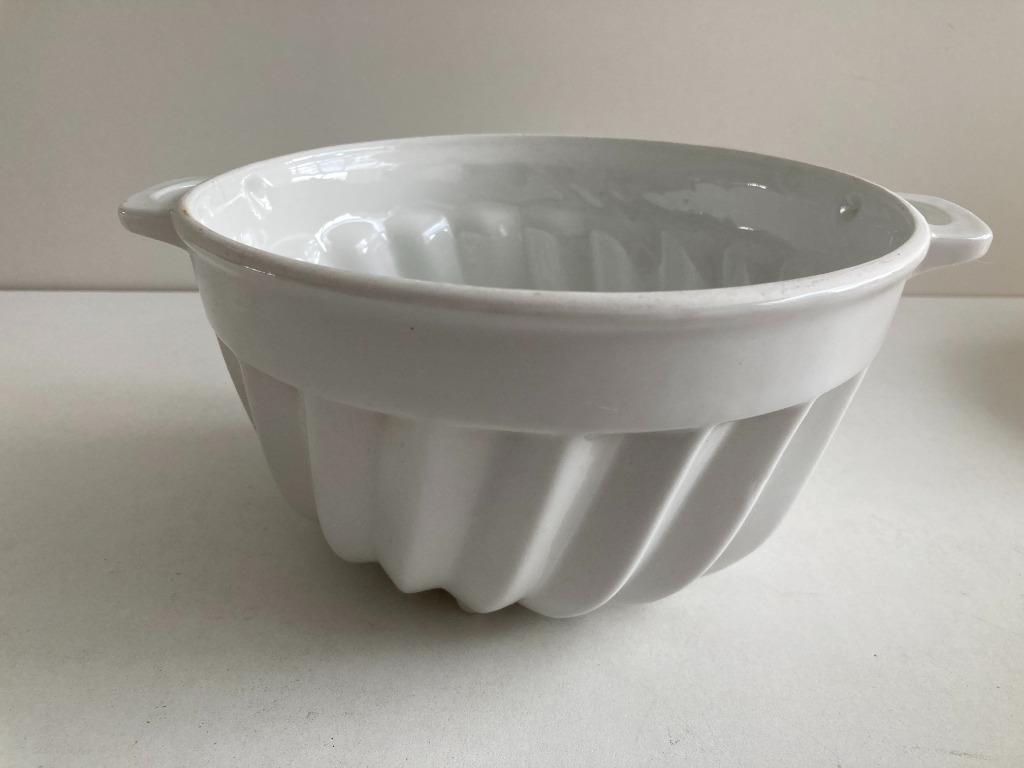 Vintage grote aardewerk puddingvorm wit met oortjes, Ophalen of Verzenden