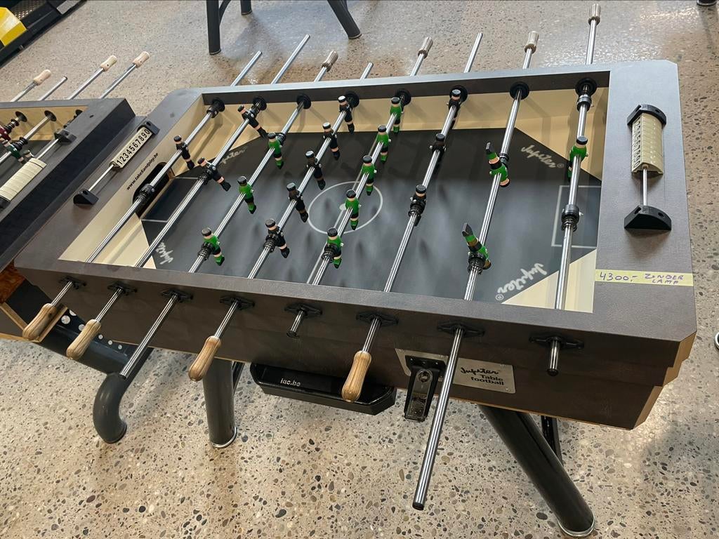 Tafelvoetbal / voetbaltafel / kickertafel Jupiter Goldstar, Kinderen en Baby's, Speelgoed | Voetbaltafels, Zo goed als nieuw, Ophalen of Verzenden