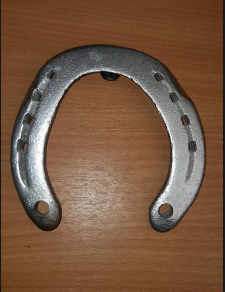 véritable fer a cheval,, Antiquités & Art, Enlèvement ou Envoi