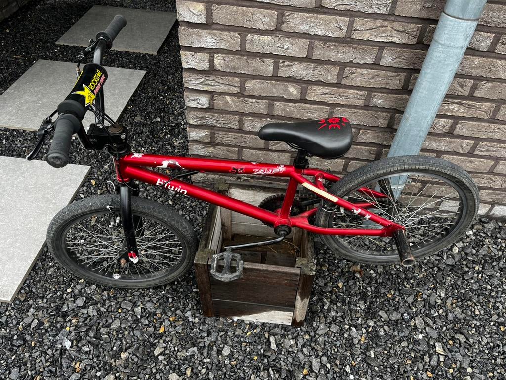 BMX Decathlon, Fietsen en Brommers, Fietsen | Crossfietsen en BMX, Ophalen, Staal, Btwin - Décathlon, Voetsteunen