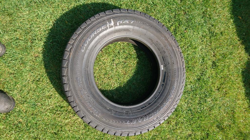 Nieuwe band Mastercraft Courser HXT 225 75 16, Neuf, 4 Saisons, 16 pouces, Pneu(s)