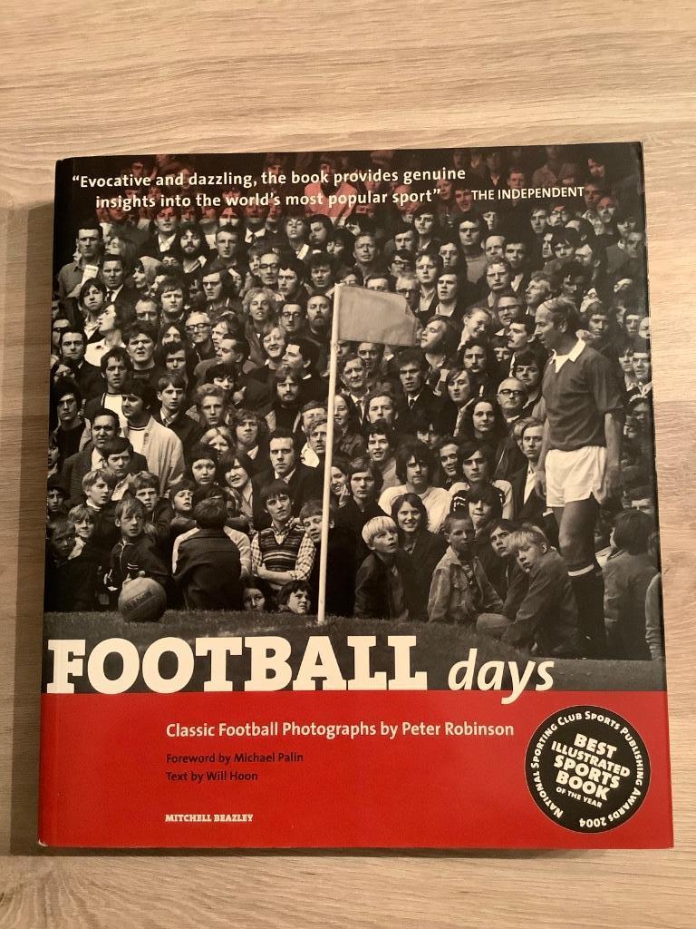 Football Days Classic Football Photographs - Peter Robinson, Enlèvement ou Envoi, Comme neuf, Livre ou Revue