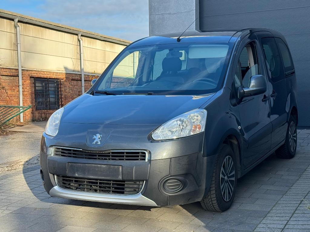 PEUGEOT PARTNER 1.6 DIESEL 2014 144000 KM TPMR PMR INVALIDE, Voorwielaandrijving, Euro 5, 4 cilinders, 1600 cc
