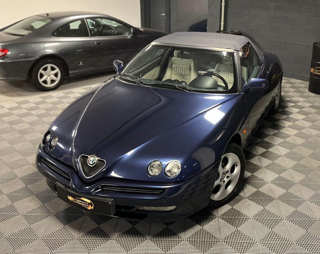 Alfa Roméo Spider 2.0i CT OK Garantie 12 Mois, Autos, Alfa Romeo, Cuir, Beige, Spider, https://public.car-pass.be/vhr/084eb8be-b241-45f5-a99d-8092fe20fca3