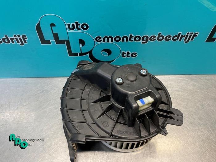 Kachel Ventilatiemotor van een Mercedes Citan (Citan 12-), Auto-onderdelen, Overige Auto-onderdelen, Mercedes-Benz, Gebruikt, 3 maanden garantie