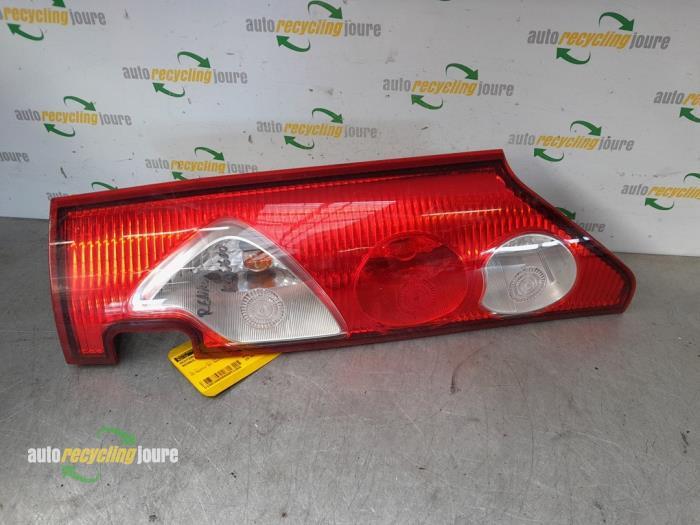 Feu arrière droit d'un Renault Kangoo, Autos : Pièces & Accessoires, -, -, 3 mois de garantie, Utilisé