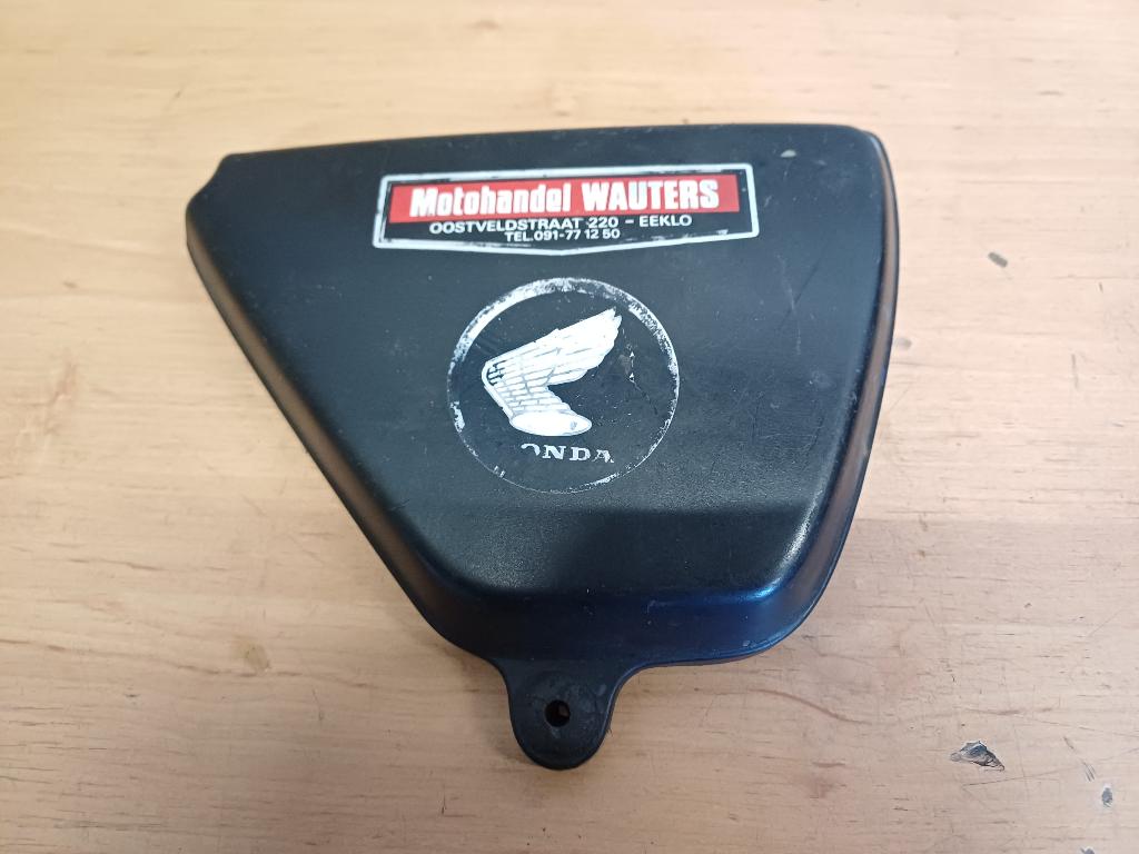 honda cb 400f van '75-'77 rechter zijpaneel, Ophalen, Gebruikt
