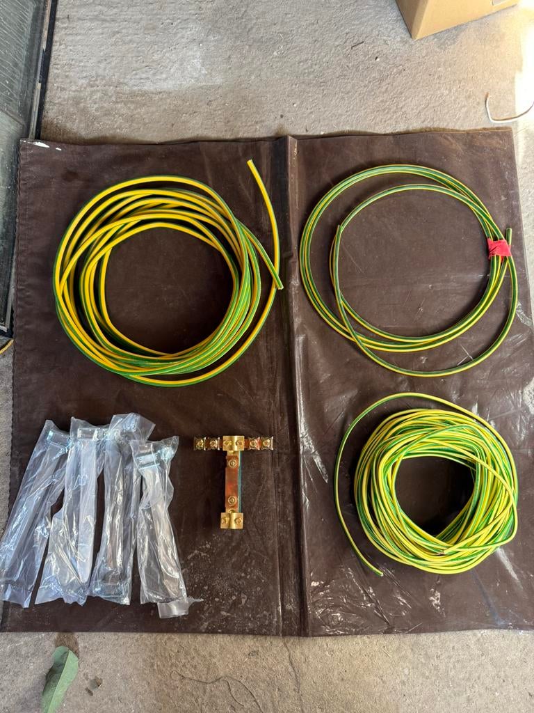 Aardingsonderbreker en toebehoren, Bricolage & Construction, Électricité & Câbles, Enlèvement, Neuf, Autres types