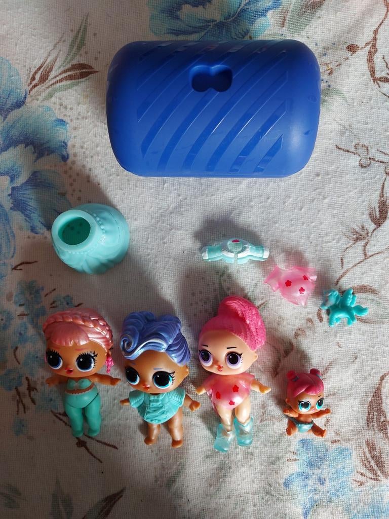 Poupées, Enlèvement ou Envoi