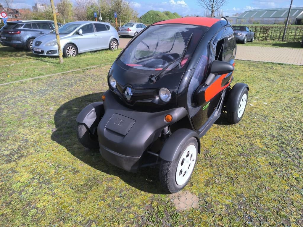 Renault Twizy 80 avec batterie incluse. Seulement 7 800 km, Autos, Achat, Euro 6, 2 places, 2 portes