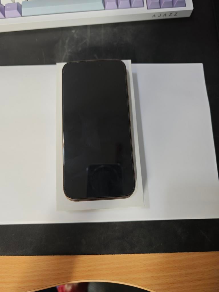 iPhone 16 Pro Max 256Go, Télécoms, Téléphonie mobile | Apple iPhone, 256 GB, Or, IPhone 16, Comme neuf