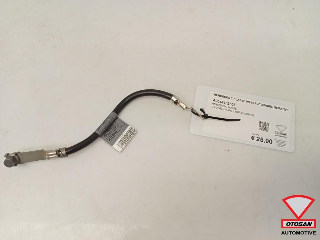 Mercedes Classe C W204 Accukabel N gatif A2044402607, Autos : Pièces & Accessoires, Mercedes-Benz AG, Mercedes-Benz, Utilisé, Mercedesstrasse 120
70372  Stuttgart, DE