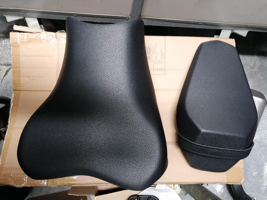 KAWASAKI Z900 jeux de selles origines état impeccable 2017-, Ophalen, Nieuw