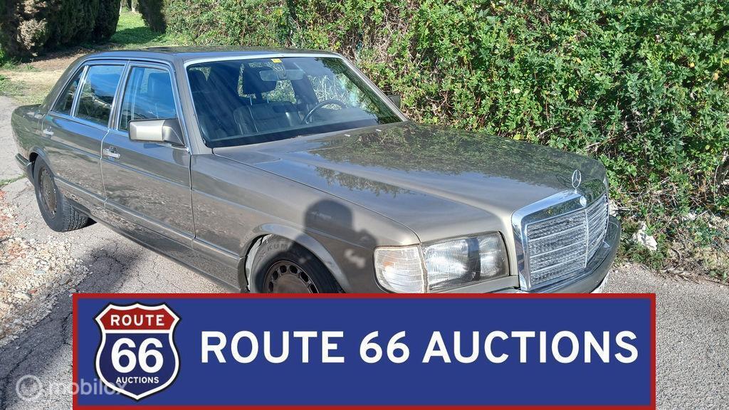 Mercedes-Benz 560 SEL | 1988 | Route 66 Auctions, Auto's, Zwart, Mercedes-Benz, Bedrijf, Handgeschakeld