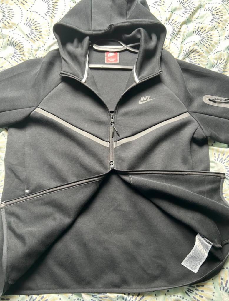 Nike Tech Fleece, Enlèvement ou Envoi