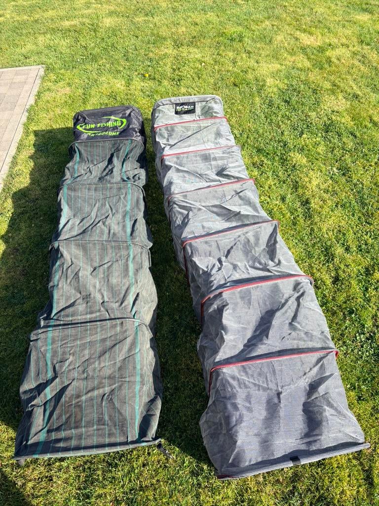 2 bourriches carpe, Ophalen, Zo goed als nieuw