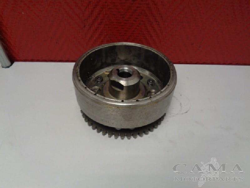 VOLANT MOTEUR CBR 600 F 1999-2000 (CBR600F CBR600F4 PC35), Motos, Dhr. S. di Majo, Utilisé, Info@cama-motorparts.nl, P.J. Troelstraweg 8 8
3144 CX  MAASSLUIS, NL
