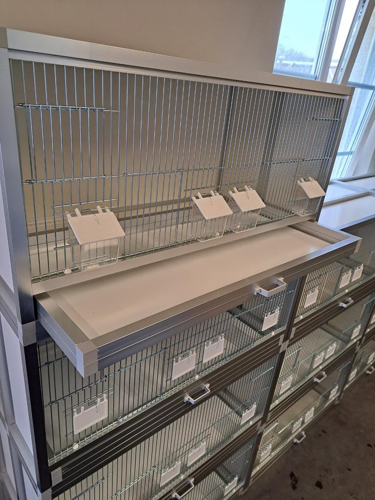 10 CAGES - CAGES D'ÉLEVAGE. (NOUVEAU), Enlèvement, Neuf, Aluminium