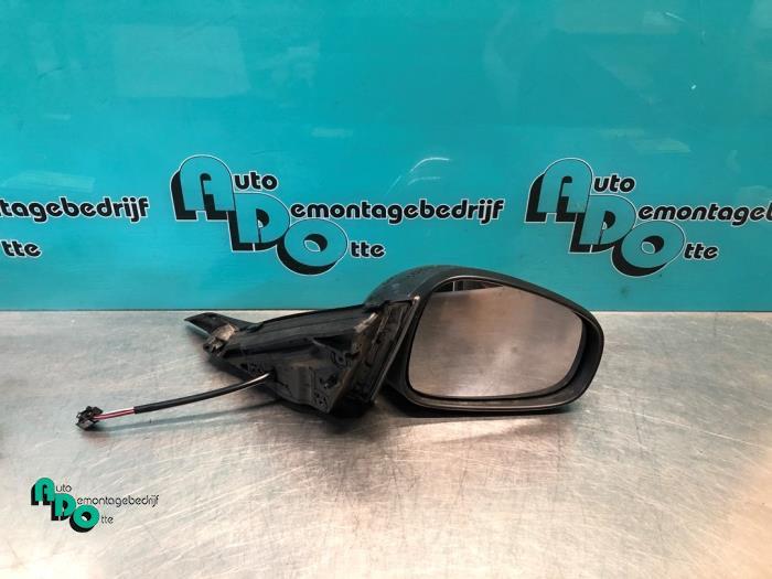 Buitenspiegel rechts van een Alfa Romeo Giulietta (Giulietta, Gebruikt, -, -, Ophalen of Verzenden