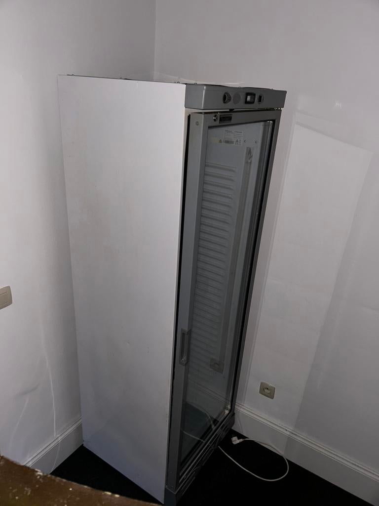 Staande vintrin frigo met glazen deur, Elektronische apparatuur, Koelkasten en IJskasten, Ophalen, Zo goed als nieuw