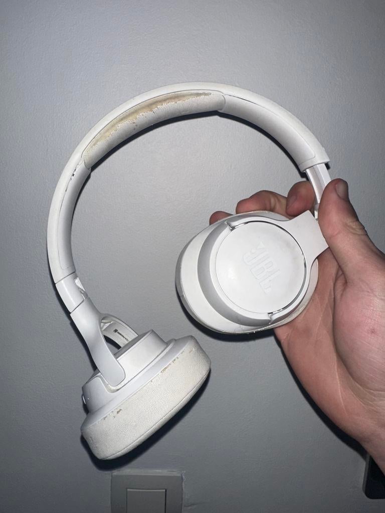 Jbl tune 710 bt, Audio, Tv en Foto, Hoofdtelefoons, Ophalen, Zo goed als nieuw