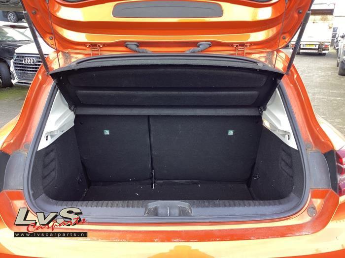 Plage arrière d'un Renault Clio, Autos : Pièces & Accessoires, Habitacle & Garnissage, Renault, Utilisé, 3 mois de garantie, Enlèvement ou Envoi