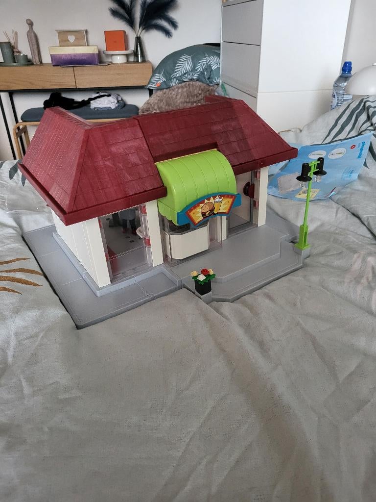 Playmobil fastfoodrestaurant, Kinderen en Baby's, Ophalen, Zo goed als nieuw, Complete set