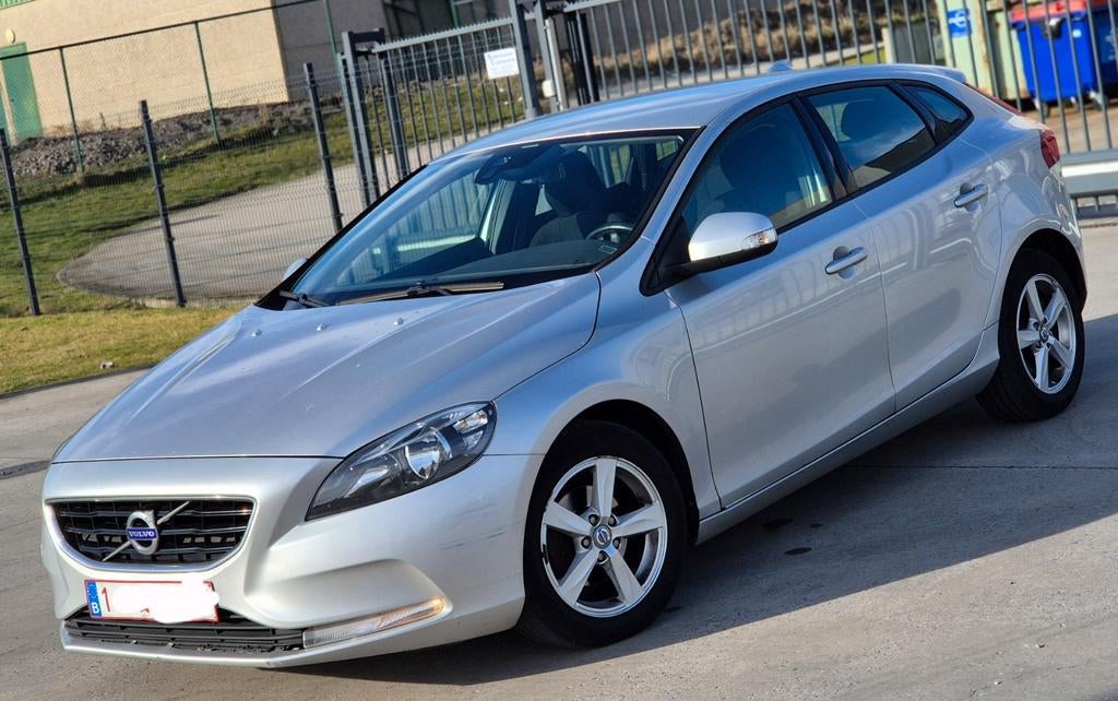 Volvo V40 D2 an2012.175mkm gps clima Cruise 4999€ ctok, Auto's, Volvo, Euro 5, 1600 cc, 5 deurs, Particulier