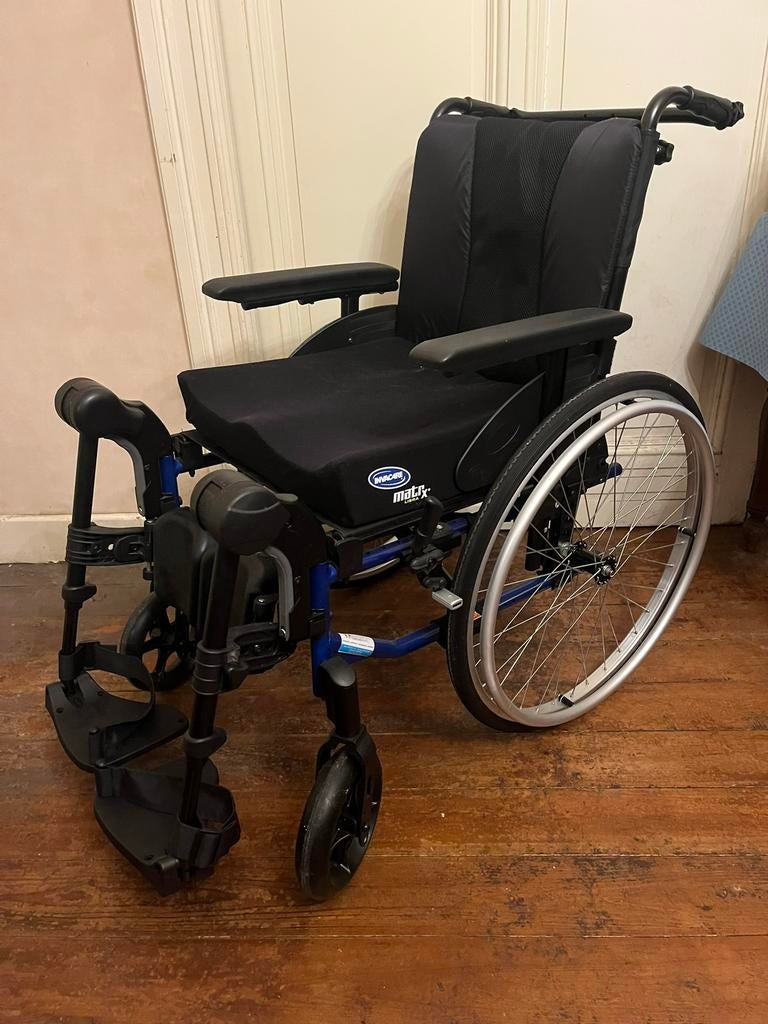 Rolstoel Invacare Action3NG - zo goed als nieuw, Enlèvement, Pliant, Comme neuf, Fauteuil roulant à pousser