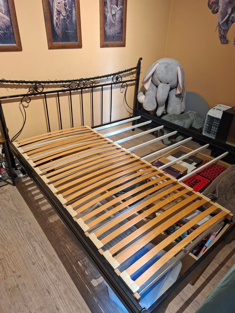 Bedframe + 2 lattebodems, Ophalen, 200 cm, 180 cm